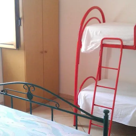 Semesterbostad Holiday Home Sp93